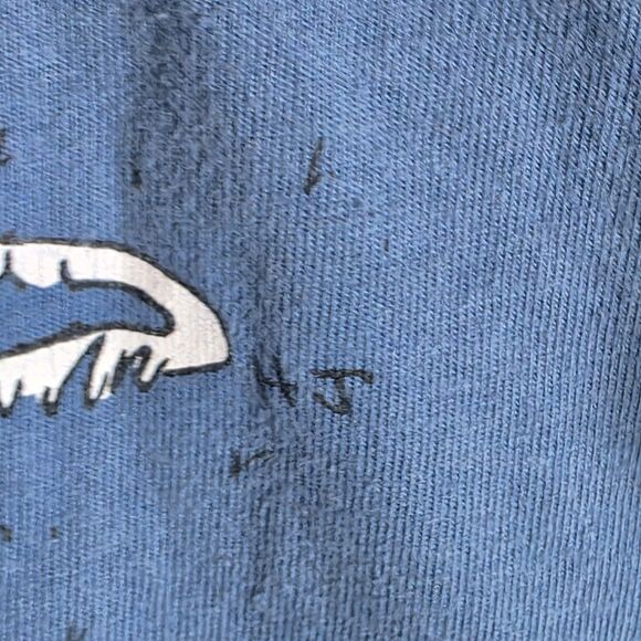 Hanes Beefy-T Vintage 90s Graphic Tee dog water fight Navy Blue Size Large - Picture 6 of 9